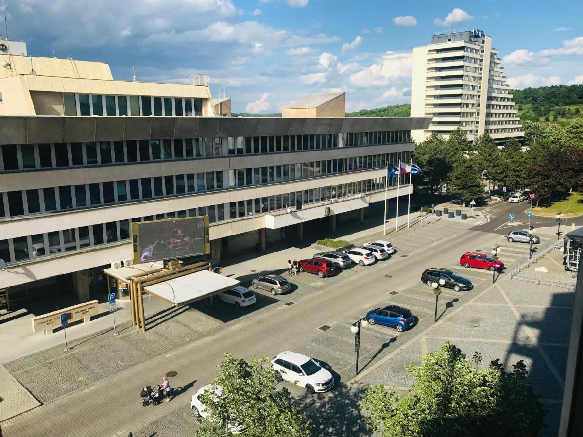 Apartment Odeon Most Εξωτερικό φωτογραφία